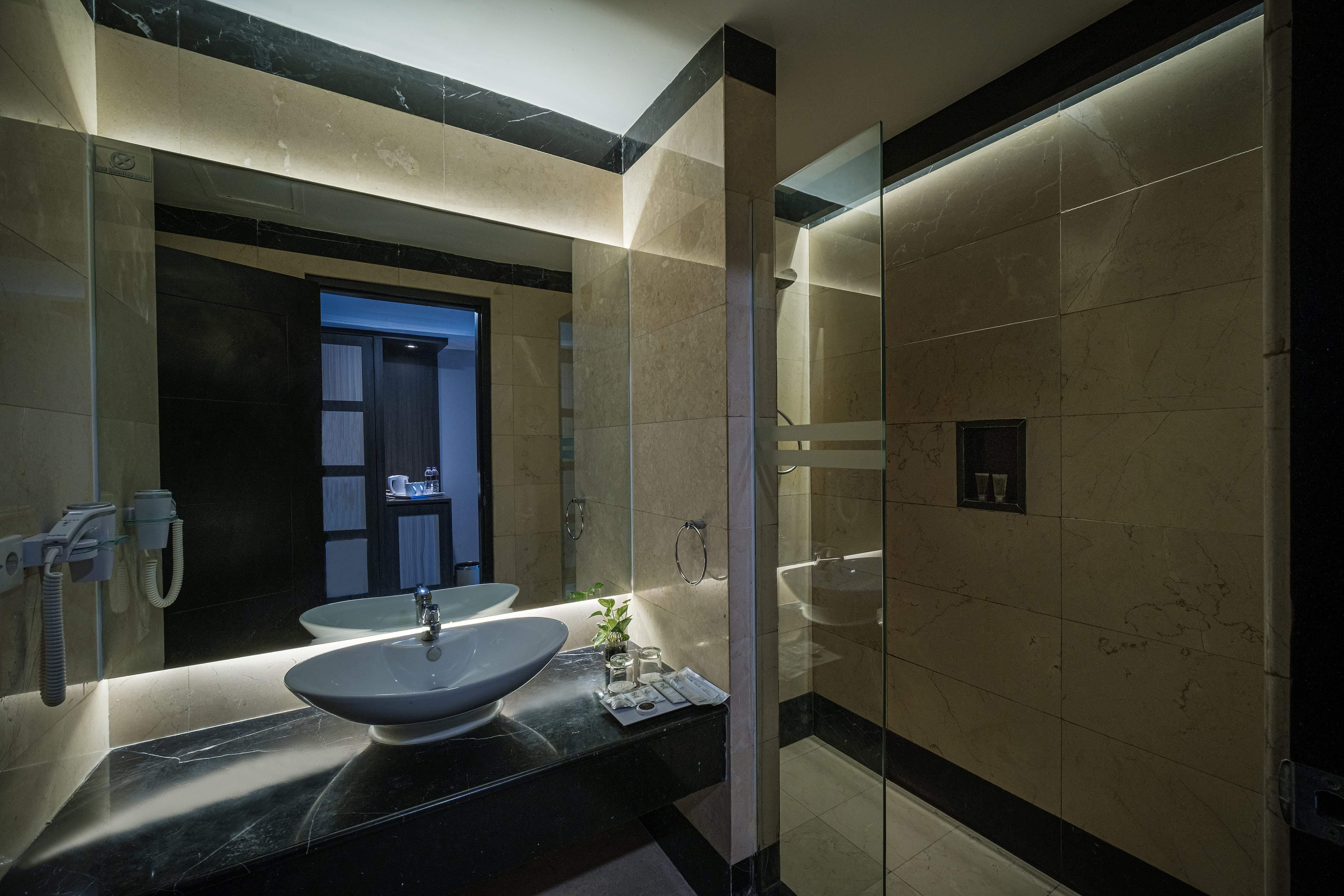 Grand Jatra Hotel 5*