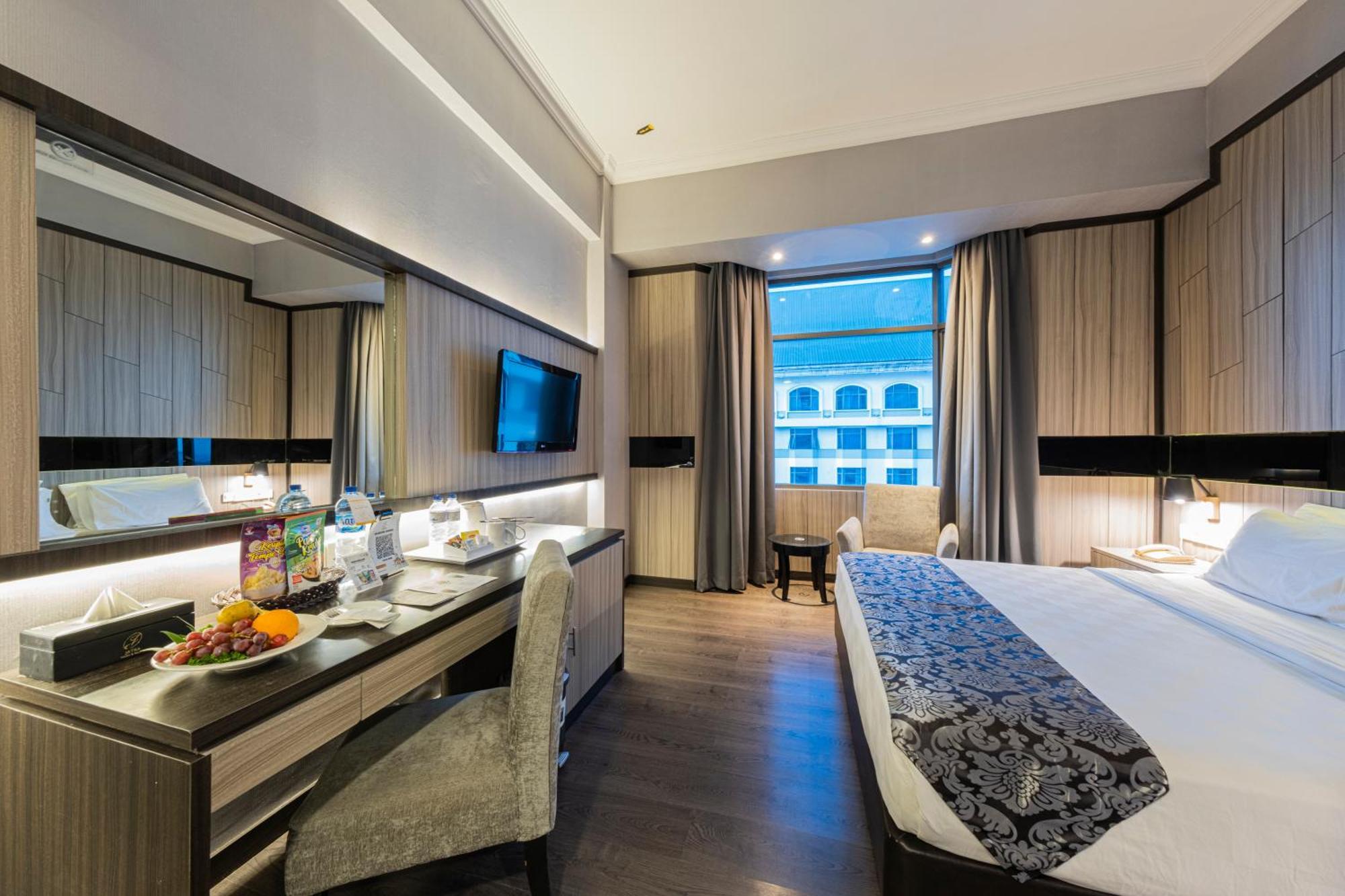 Grand Jatra Hotel