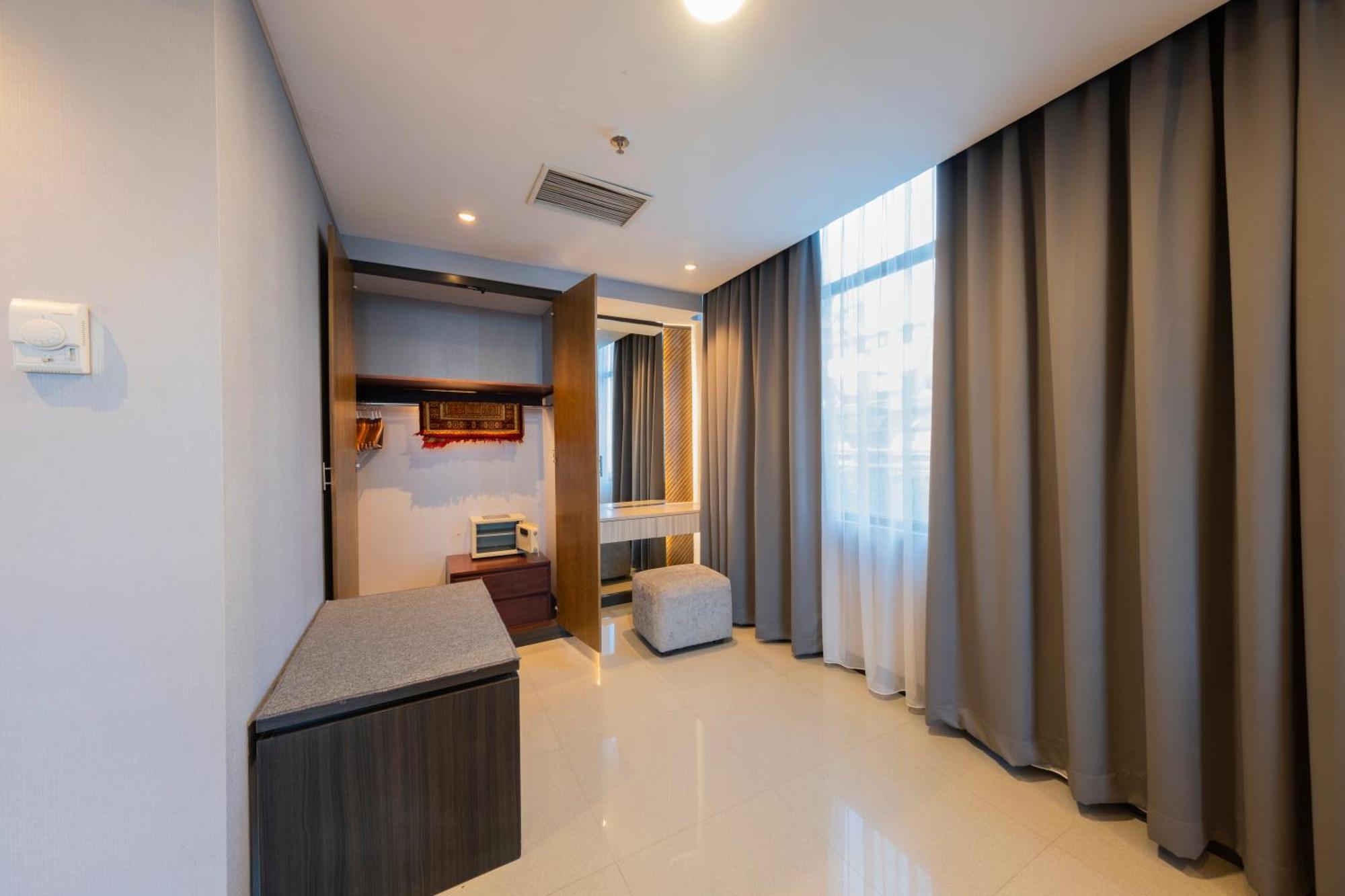 Hotel Grand Jatra 5*